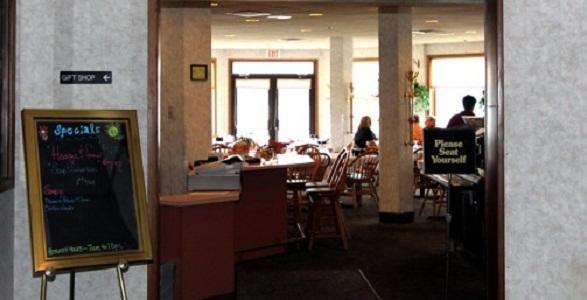 Baraga Lakeside Inn Экстерьер фото